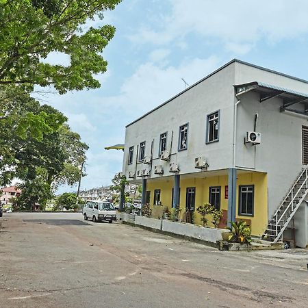 Super Oyo 44036 Hotel De Perdana Hill Batu Pahat Exteriör bild