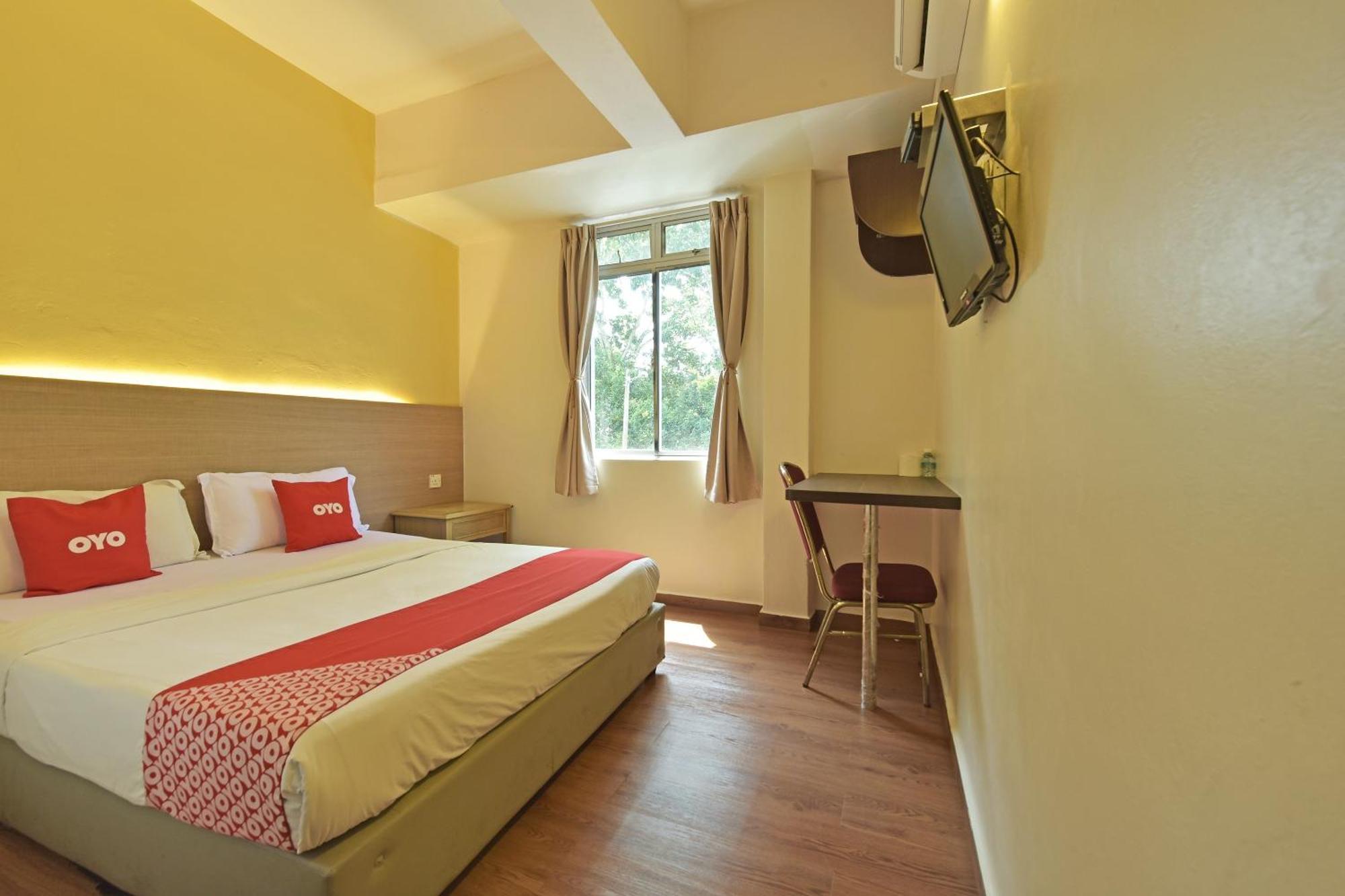 Super Oyo 44036 Hotel De Perdana Hill Batu Pahat Exteriör bild