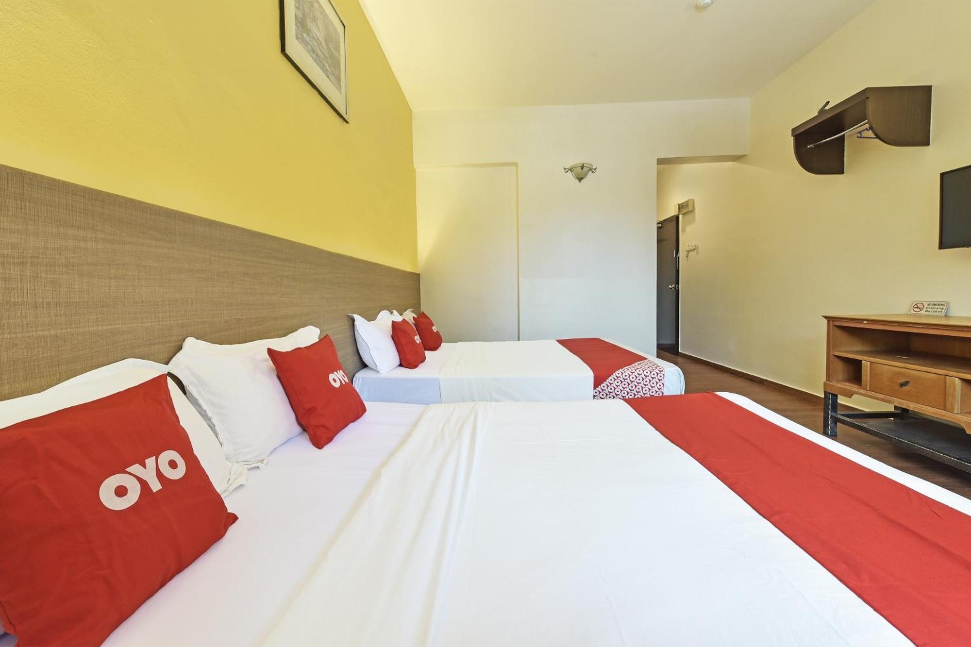Super Oyo 44036 Hotel De Perdana Hill Batu Pahat Exteriör bild