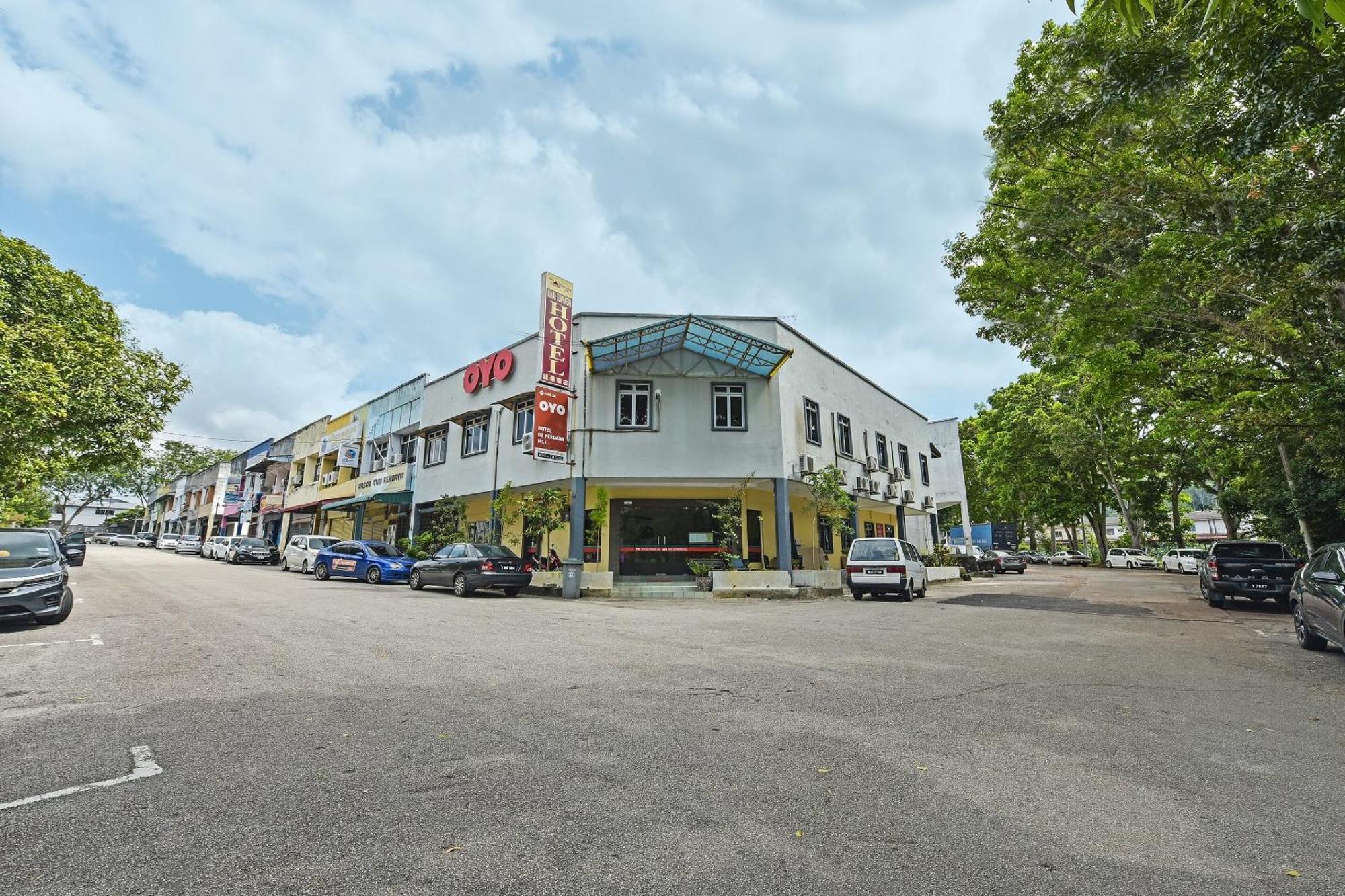Super Oyo 44036 Hotel De Perdana Hill Batu Pahat Exteriör bild