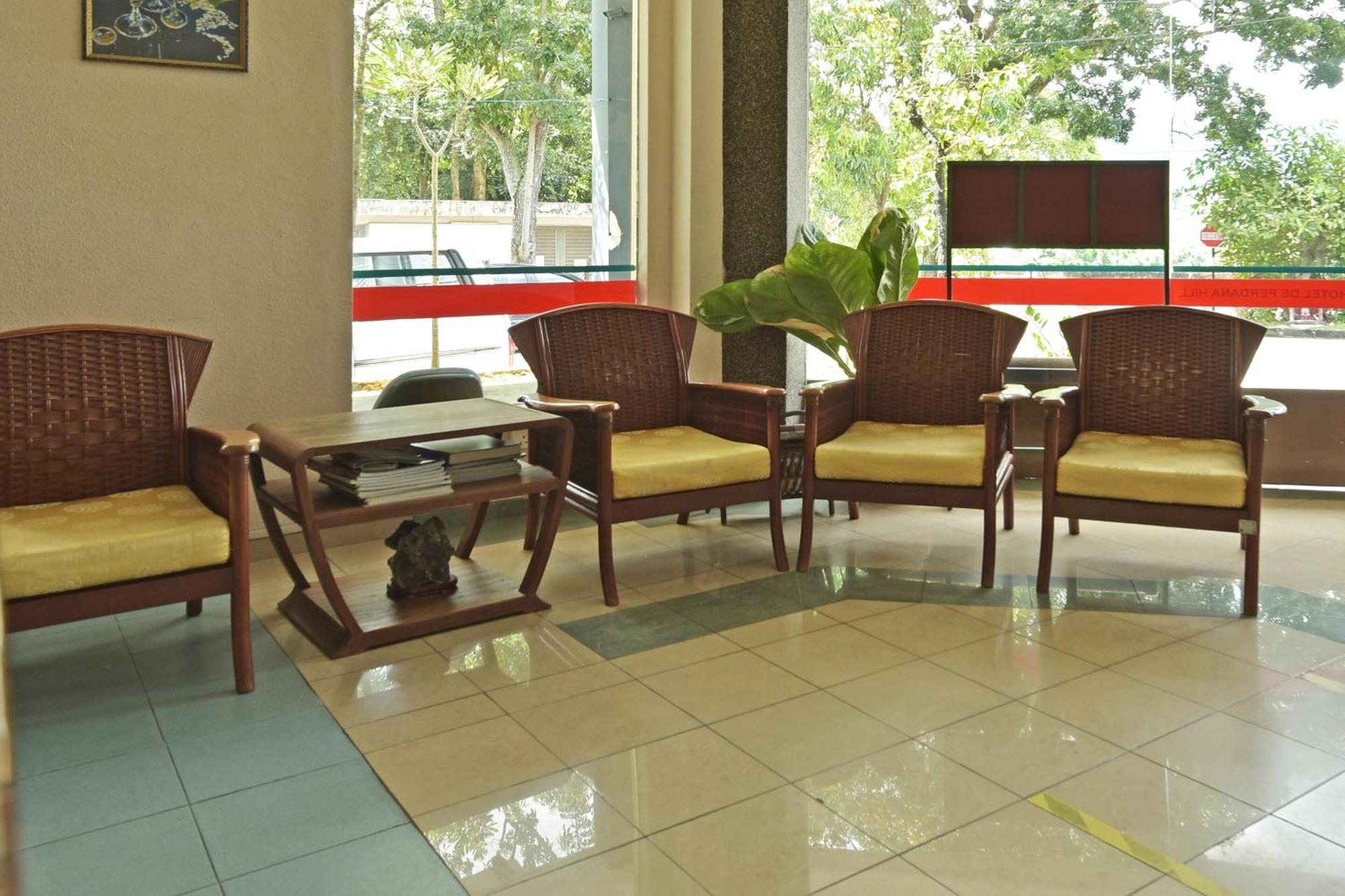 Super Oyo 44036 Hotel De Perdana Hill Batu Pahat Exteriör bild