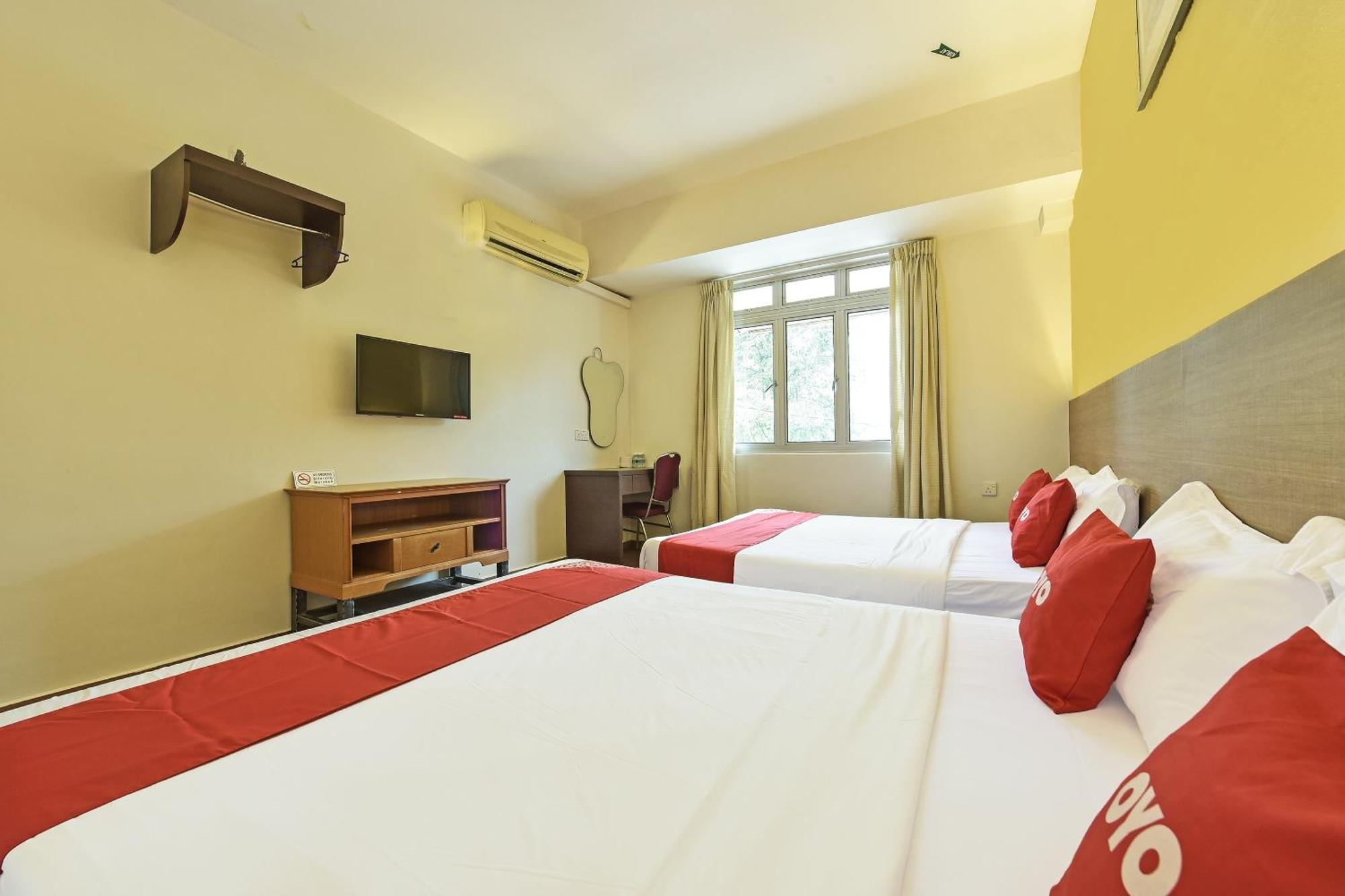 Super Oyo 44036 Hotel De Perdana Hill Batu Pahat Exteriör bild